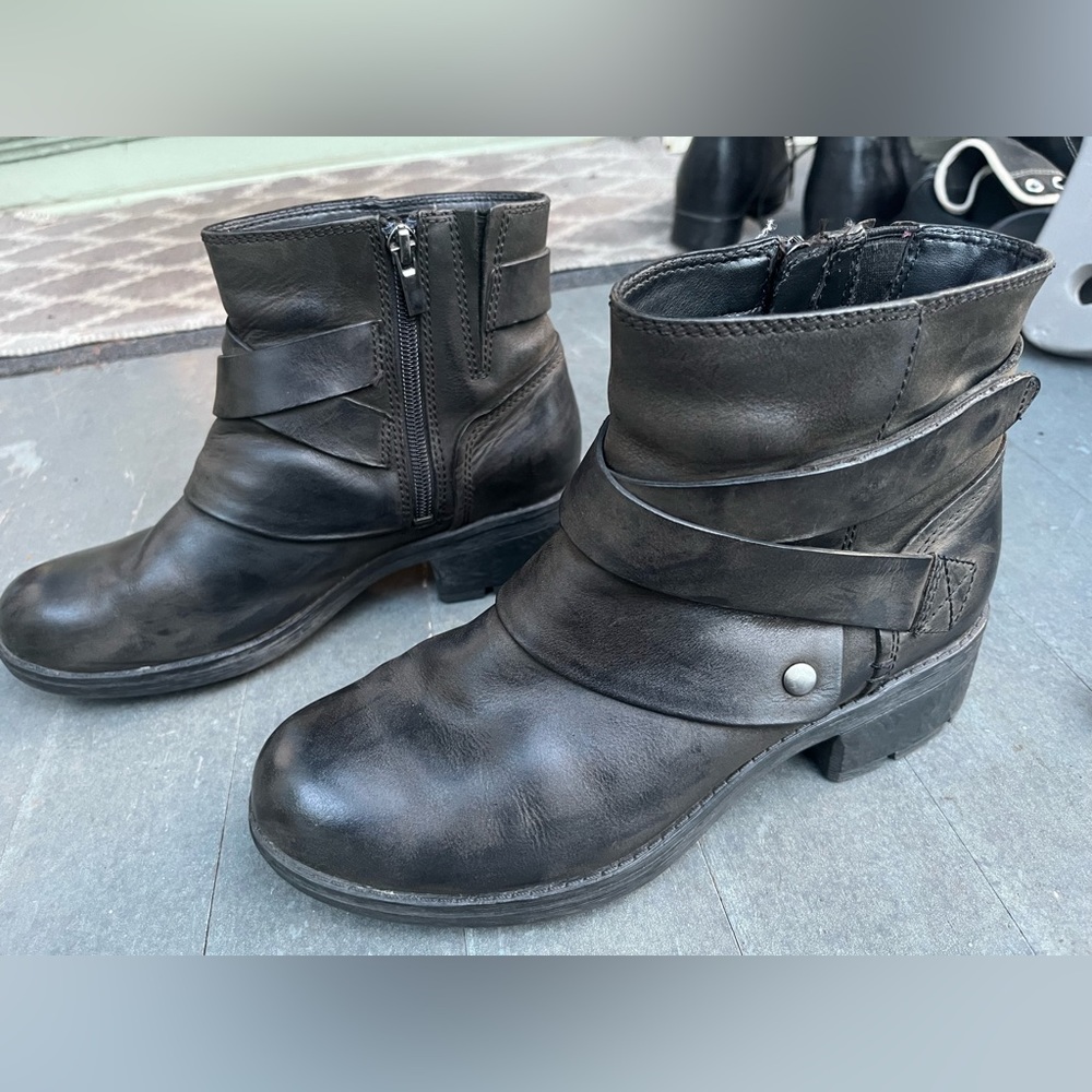 Clarks Calla Mansi Ankle boots - Picture 3 of 8